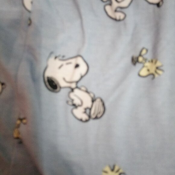 Peanuts, Snoopy and Woodstock Ladies Pajama Shorts - Picture 3 of 6